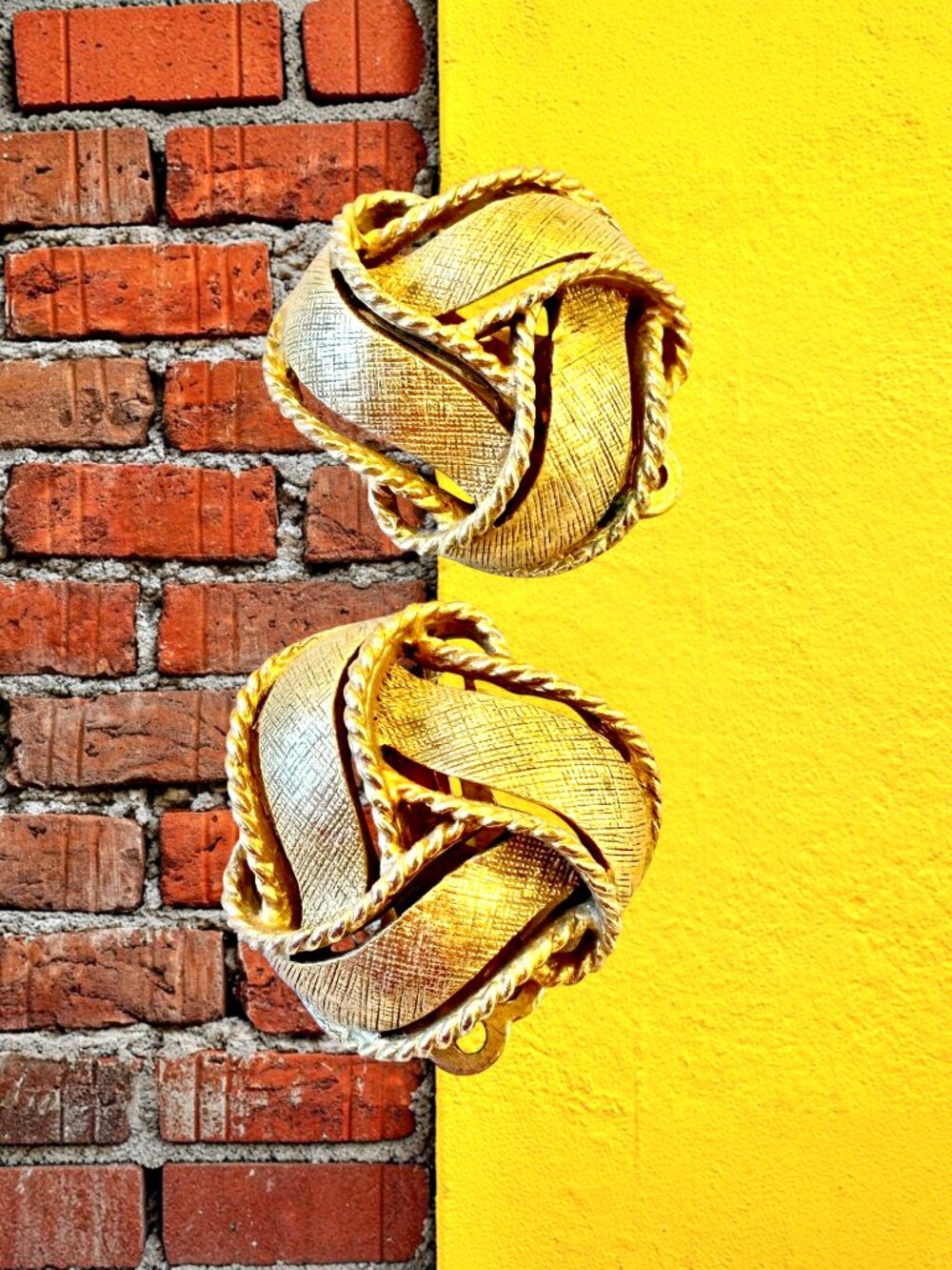 Lisner Vintage Clip On Earrings Gold Tone Interwoven Rope Knot Textured